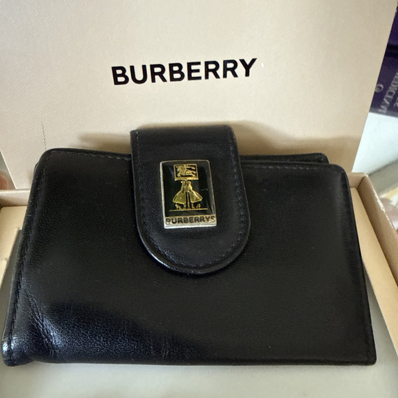 Burberry Other - Burberrys Nova Check Key Holder Black Leather Vintage Retro